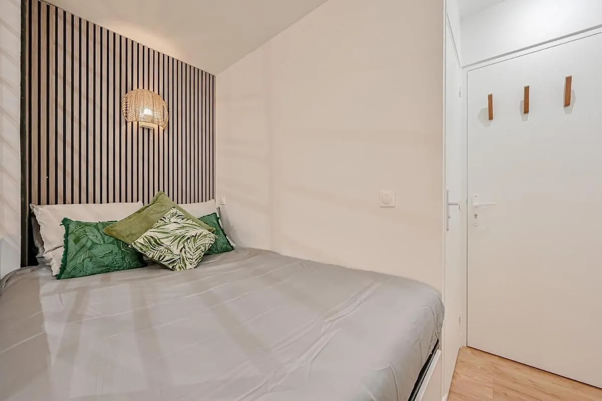 Cosy Emeraude - Centre Apartment *